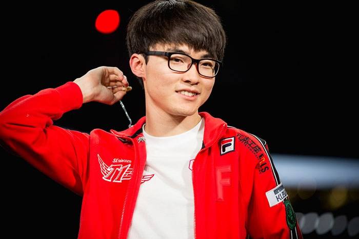 DOTA2比分：中国DOTA2职业杯，IG 1：2 被LBZS翻盘遭粉丝质疑