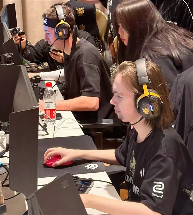 【赛前预告】DPC2025中国区赛事，1月18日 DLG vs Phoenix