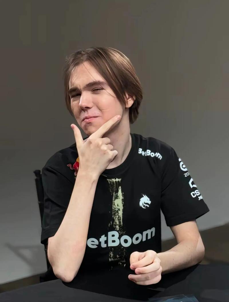 CS粉丝： Falcons 在他们的阵容上花费超过2100万美元，但在Major比赛中尚未赢得一场季后赛比赛