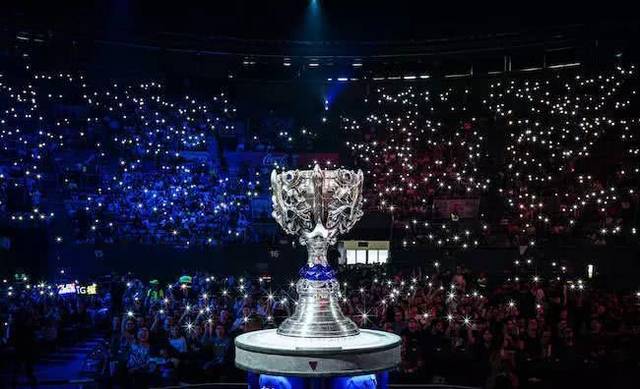 Meiko 加入 LPL 十年了！ Invictus Gaming 官方博客发布祝贺：祝你长寿，超过十年~